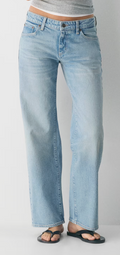 River Mid-Rise Straight Jean
